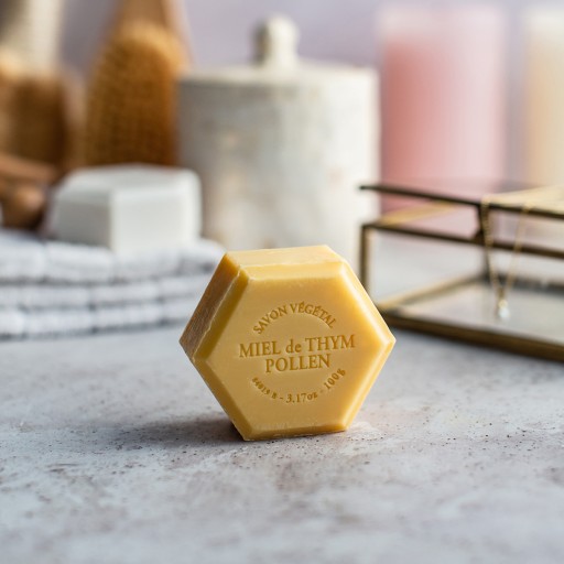 mydelko-z-pylkiem-pszczelim-pasieki-sadowskich-2